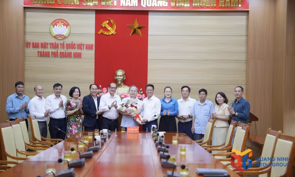 Gặp mặt Đoàn đại biểu dự Đại hội đại biểu toàn quốc Hội Người cao tuổi Việt Nam
