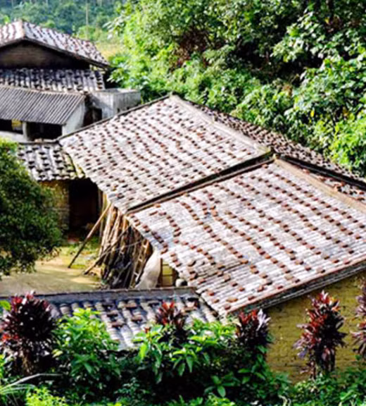 Nếp nhà xưa của bản làng Tày