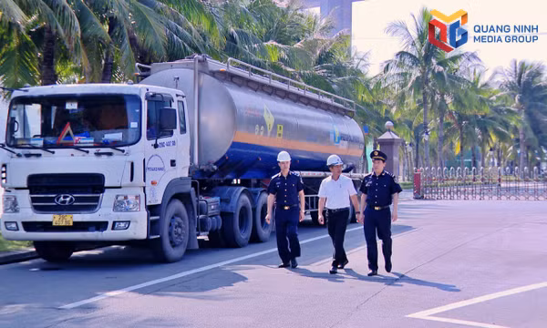 Hải quan Hòn Gai tăng cường giải pháp thu ngân sách cuối năm