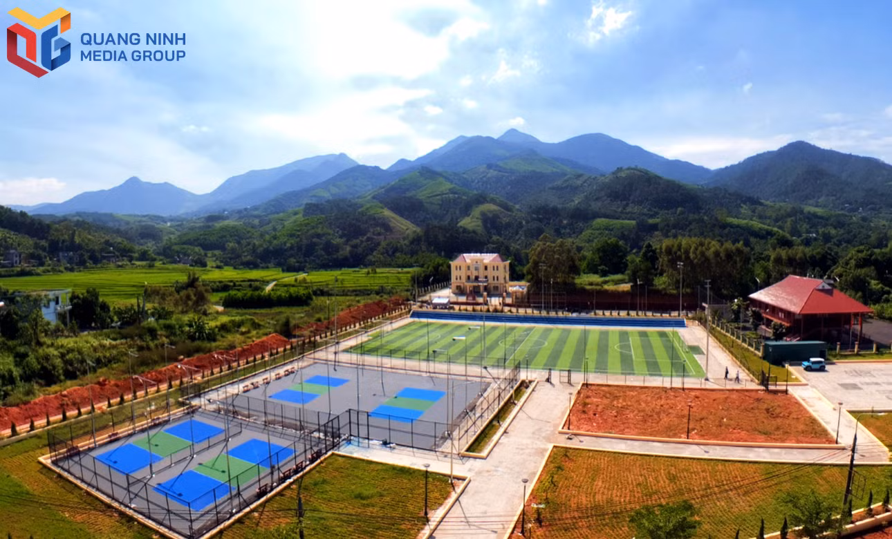 Các sân chơi khang trang, đồng bộ cơ bản đã hoàn thành, đáp ứng nhu cầu vui chơi, rèn luyện thể thao của người dân.