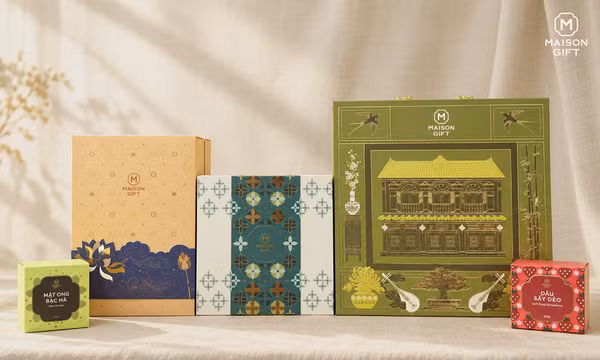 Các dòng hộp Tết 2027 của Maison Gift dùng ngôn ngữ Á Đông với gam màu và hoạ tiết riêng cho từng dòng.
