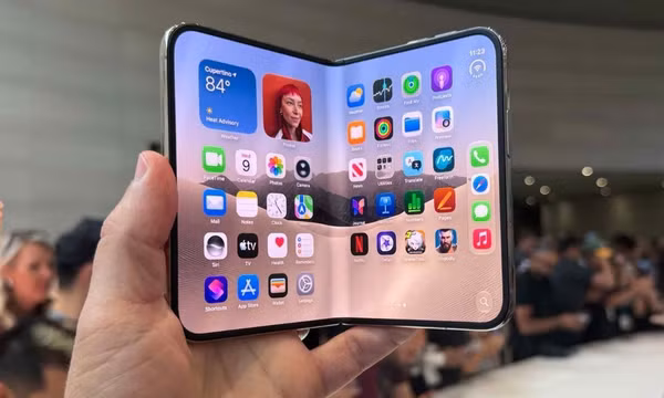 iPhone Duo thay lớp phủ chống lóa đến 19 USD, bản lề gập thật sự "bền như lời đồn"