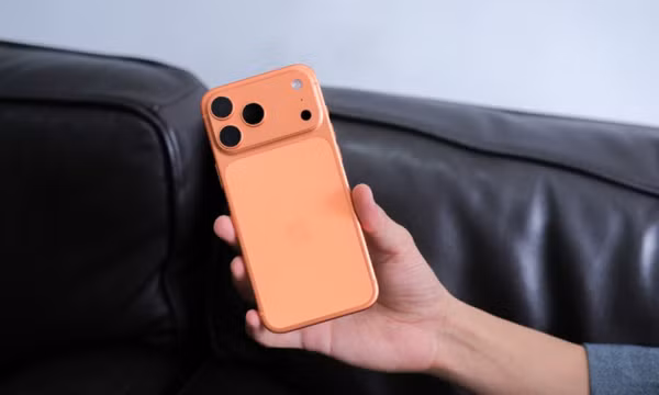 Từ iPhone 14 lên iPhone 17 Pro Max: Bước nhảy vọt 3 năm với màn ProMotion 120Hz và camera 48MP