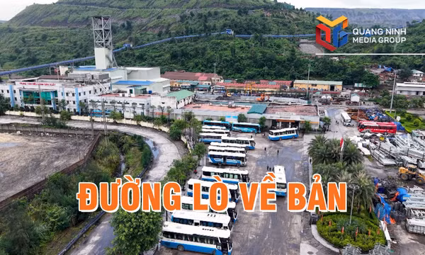 Thợ mỏ vào ca: Đường lò về bản