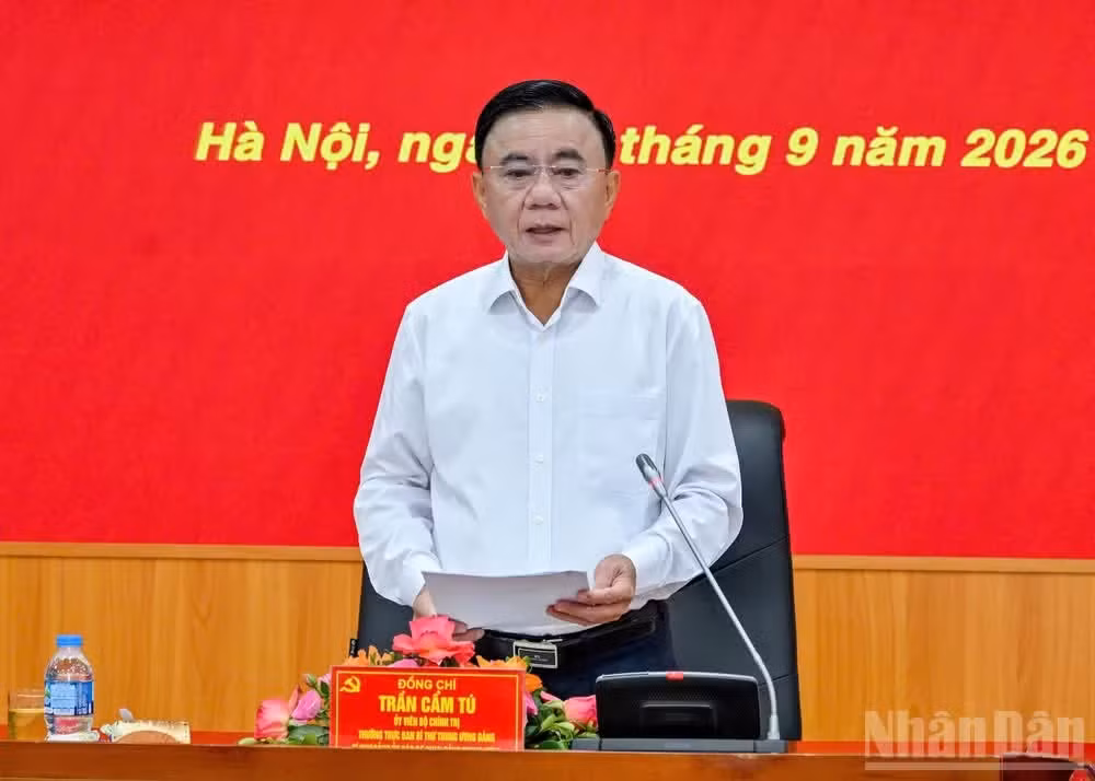 Đồng chí Trần Cẩm Tú, Ủy viên Bộ Chính trị, Thường trực Ban Bí thư ký ban hành Kế hoạch số 91-KH/TW. (Ảnh: DUY LINH)