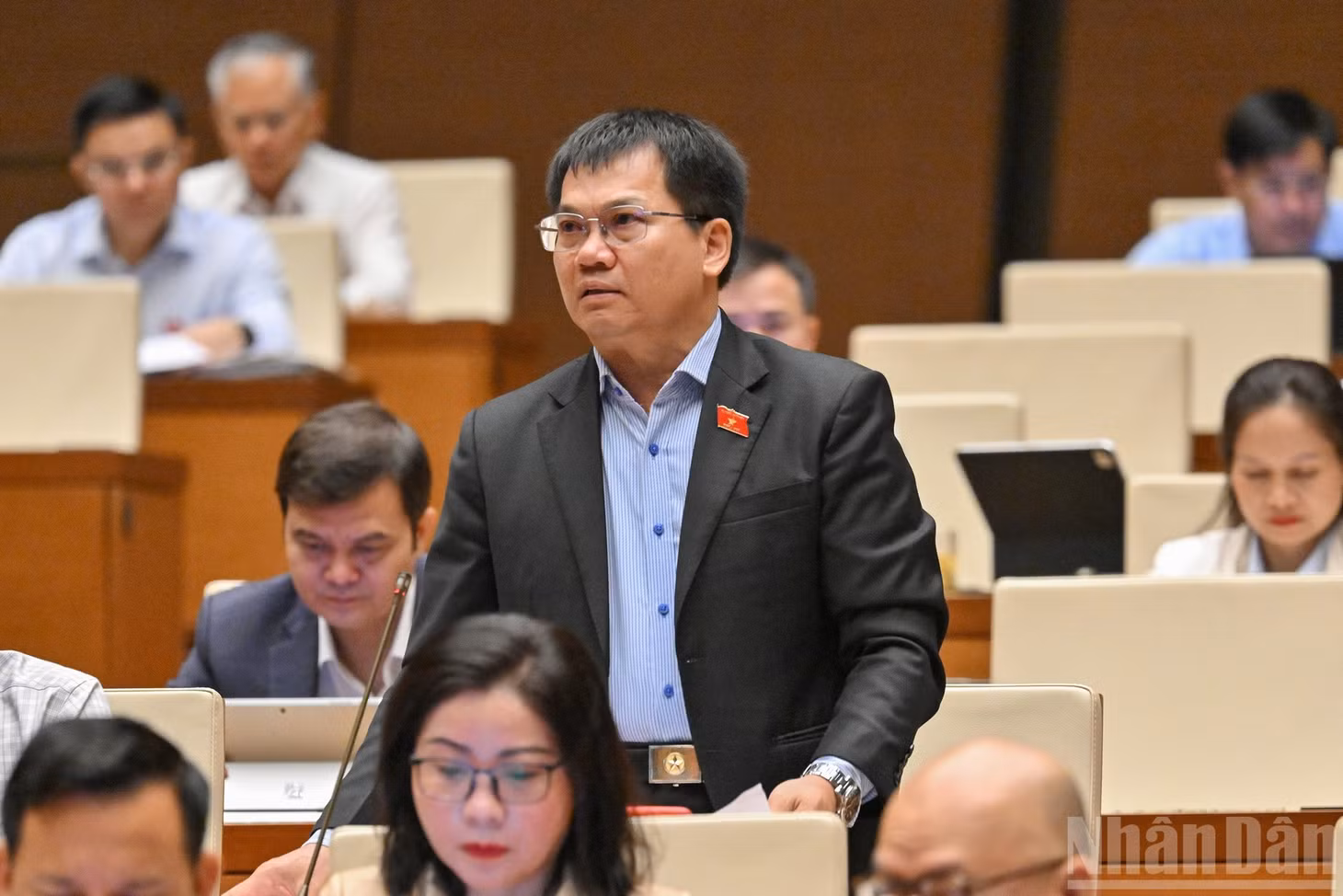 Đại biểu Dương Khắc Mai (Đoàn Lâm Đồng).