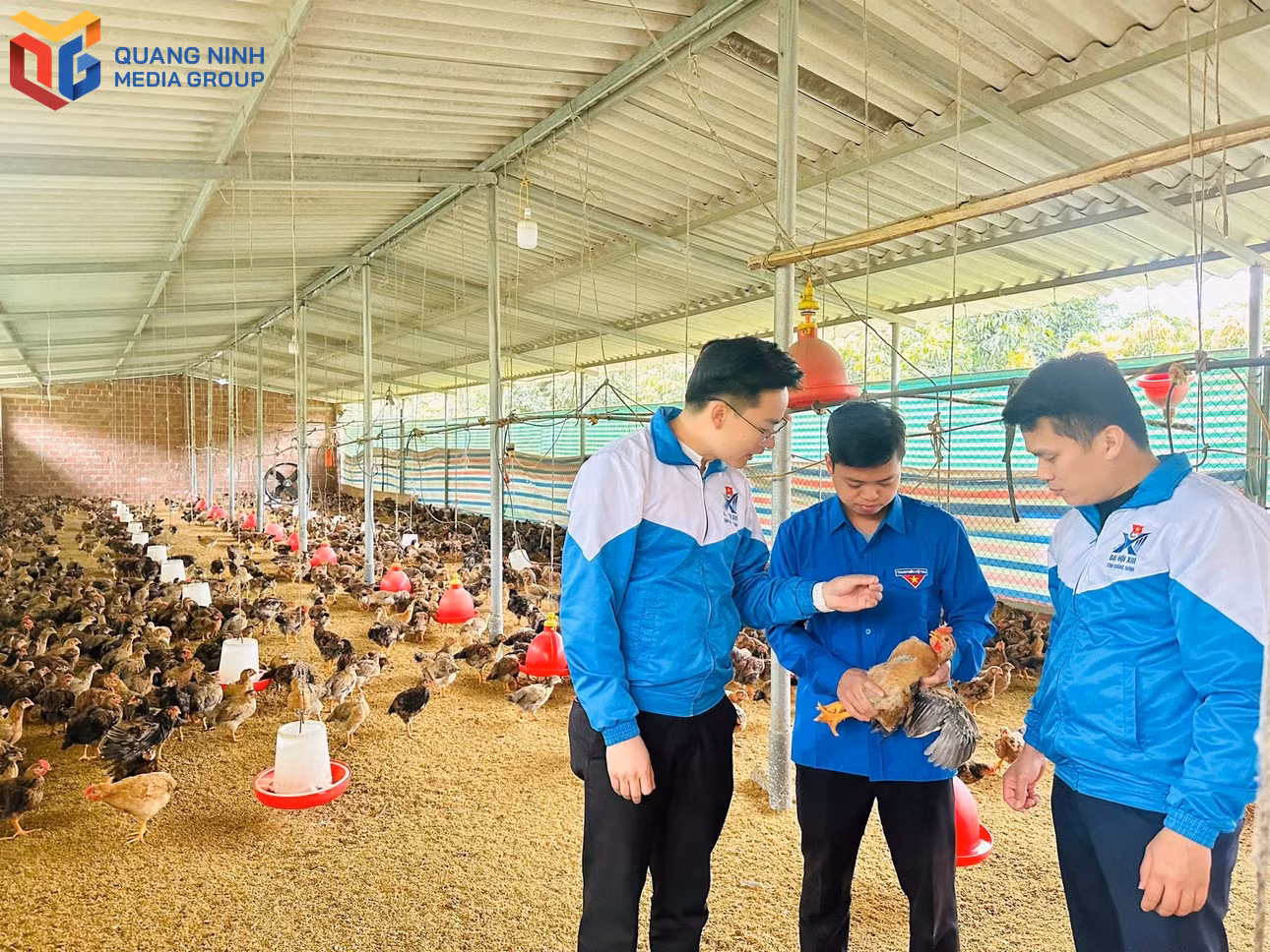 bqn_tl_mo-hinh-trang-trai-chan-nuoi-ga-cua-dong-chi-truong-viet-dung-bi-thu-chi-doan-khu-khe-su.jpg