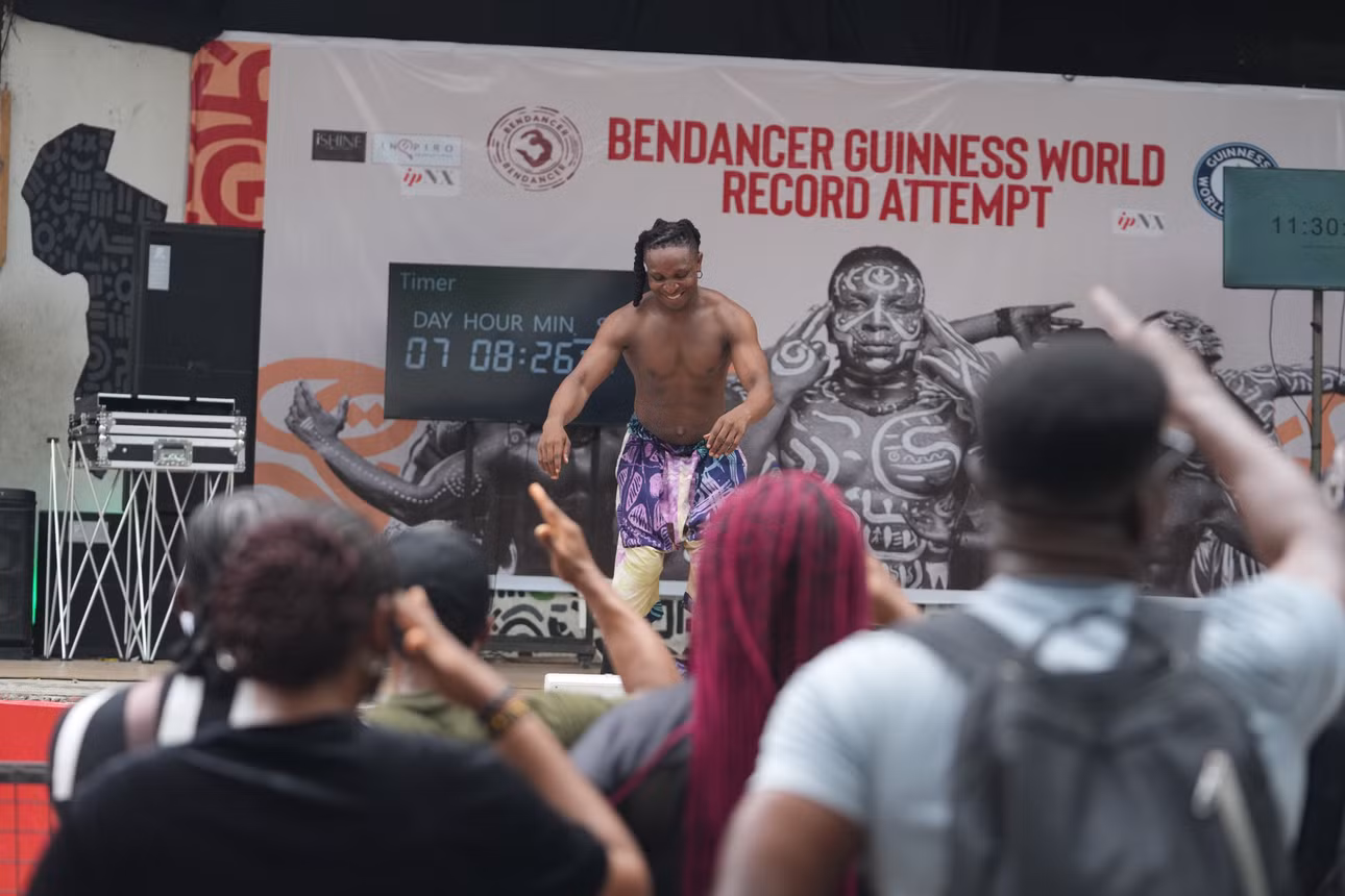 ap26272532265917.jpg