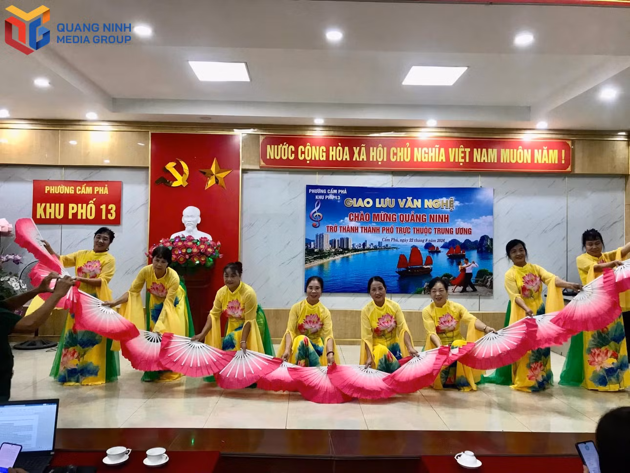 bqn_tl_khu-pho-13-phuong-cam-pha-phat-dong-dot-thi-dua-dac-biet-giao-luu-van-nghe-chao-mung-thanh-pho-quang-ninh.jpg