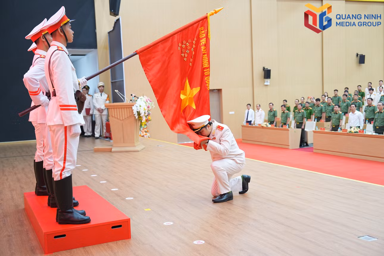 bqn_tr_nghi-le-hon-cong-an-ky.jpg