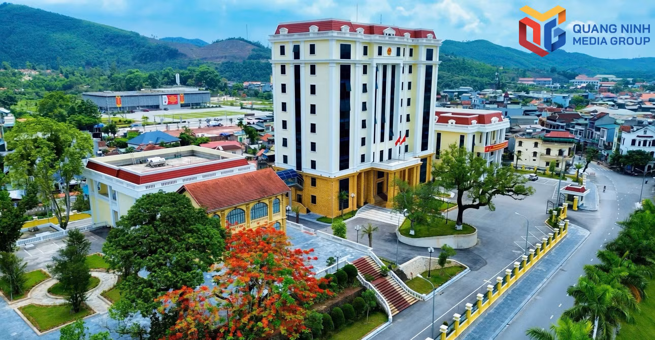 bqn_tr_anh-1-ha-tang-do-thi-xa-tien-yen-dang-dan-duoc-dau-tu-dong-bo-khang-trang-hien-dai.jpg