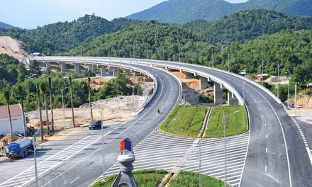 Triển khai thực hiện kết luận của đồng chí Tổng Bí thư, Chủ tịch nước Tô Lâm về xây dựng kết cấu hạ tầng đồng bộ