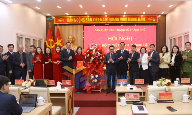 Công bố quyết định thành lập Ban Tuyên giáo và Dân vận Thành uỷ Móng Cái, tháng 2-2025