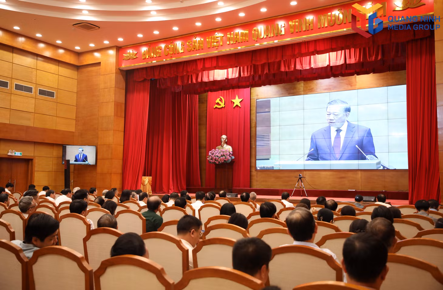 bqn_tr_1610-quang-canh.jpg