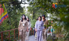 Làng thiền Ngoạ Vân làm du lịch