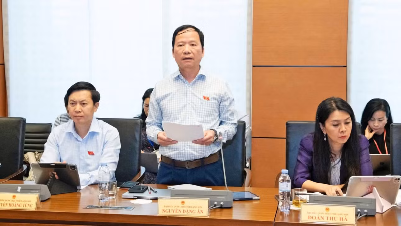 Đại biểu Nguyễn Đặng Ân (Đoàn Lạng Sơn). (Ảnh: LH)