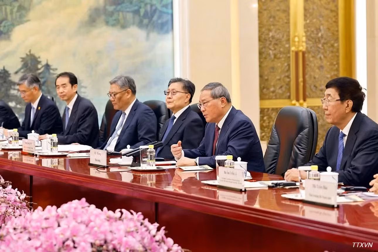 Thủ tướng Trung Quốc Lý Cường phát biểu tại cuộc hội kiến Chủ tịch Quốc hội Trần Thanh Mẫn. (Ảnh: TTXVN)
