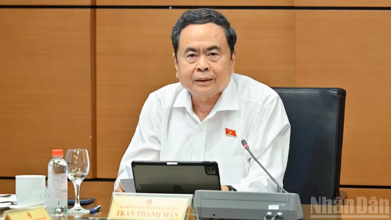 Chủ tịch Quốc hội Trần Thanh Mẫn phát biểu tại tổ. (Ảnh: THỦY NGUYÊN)