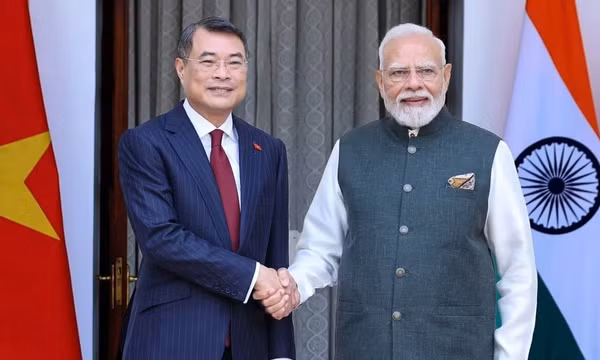 Thủ tướng Lê Minh Hưng hội đàm với Thủ tướng Ấn Độ Narendra Modi
