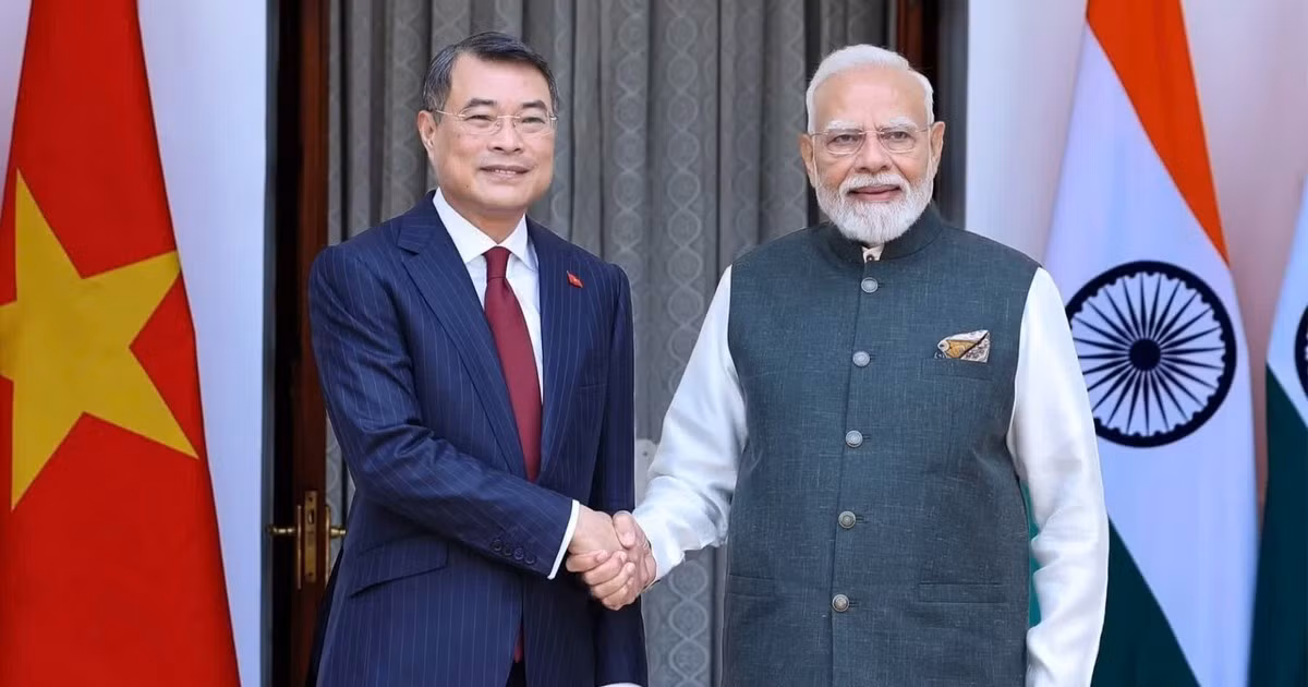Thủ tướng Lê Minh Hưng gặp Thủ tướng Ấn Độ Narendra Modi. (Ảnh: TTXVN)