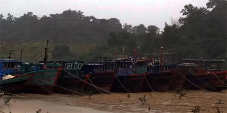 Cô Tô gió giật cấp 10, kèm mưa lớn