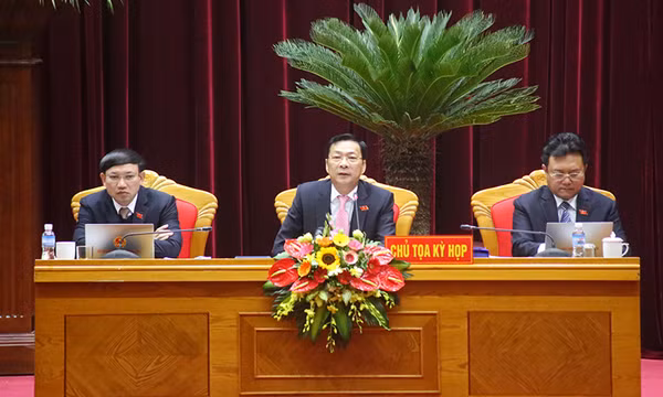 Chất vấn, trả lời chất vấn: Chống thất thu thuế, chuyển đổi nghề cho ngư dân phải rõ trách nhiệm