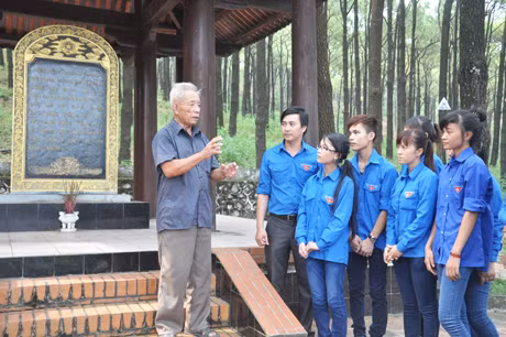 Nhớ lời Bác dặn, trồng cây - gây rừng