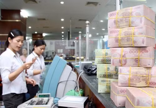 Lãi suất huy động nhiều ngân hàng tăng cao gần 9%