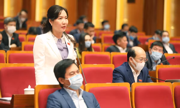 Phiên thảo luận và chất vấn tại hội trường: 360 phút chất lượng!