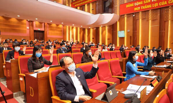 HĐND tỉnh thông qua 27 nghị quyết quan trọng