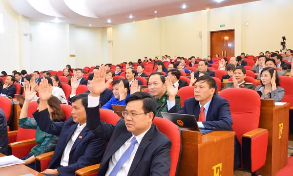 Kỳ họp thứ 4, HĐND tỉnh khóa XIII thông qua 22 Nghị quyết quan trọng