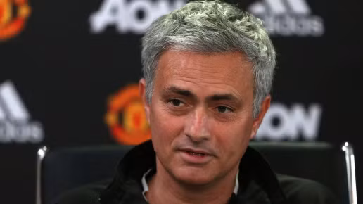 Jose Mourinho hé lộ kế hoạch chuyển nhượng mùa Đông