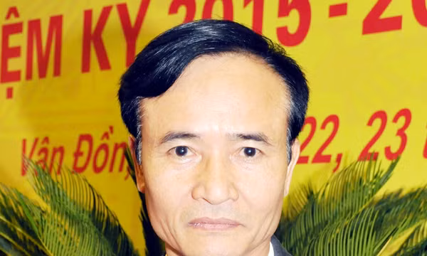 Tập trung đổi mới mô hình tăng trưởng, chuyển dịch cơ cấu kinh tế theo hướng phát huy lợi thế của địa phương