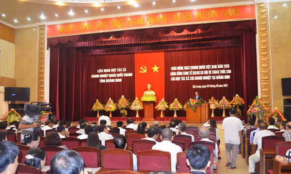 Liên minh HTX-DNNQD gặp mặt nhân Ngày Doanh nhân Việt Nam