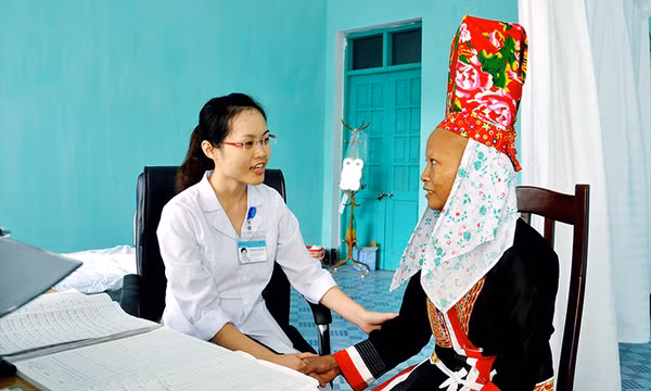 Tiếp sức cho người bệnh