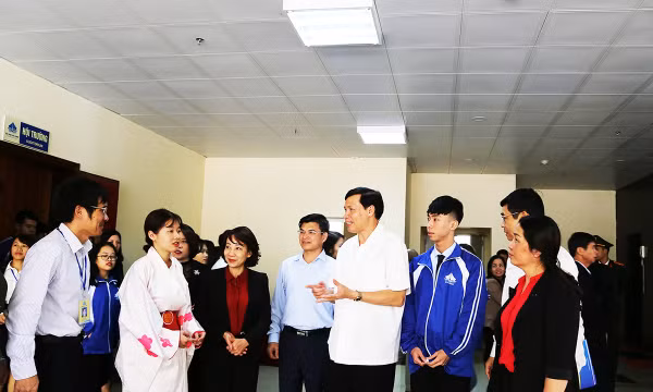 Tiếp tục đẩy mạnh ba đột phá chiến lược để Quảng Ninh phát triển nhanh, bền vững