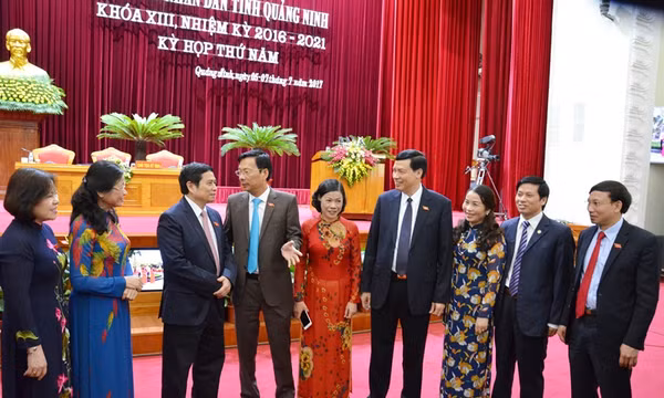 Toàn cảnh Kỳ họp thứ 5, HĐND tỉnh khóa XIII