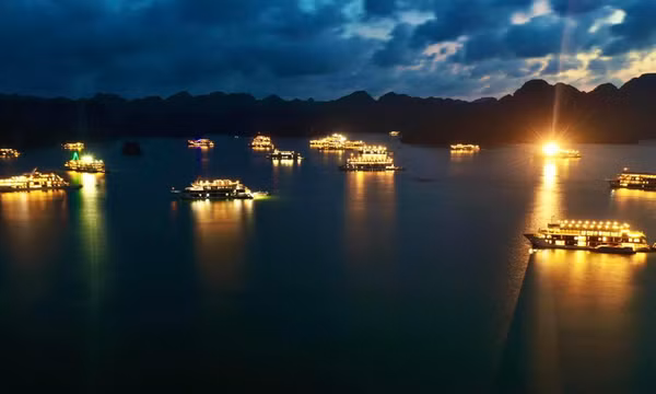 Cơ hội nghỉ đêm trên vịnh giá rẻ