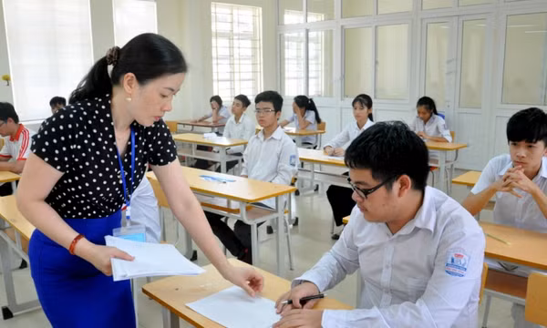Ngày đầu kỳ thi tuyển sinh lớp 10: Không có trường hợp vi phạm quy chế thi
