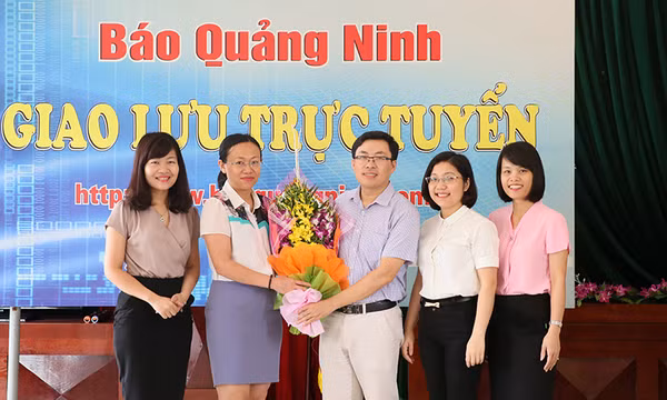 Giao lưu trực tuyến cách phòng, chữa bệnh mùa hè ở trẻ em