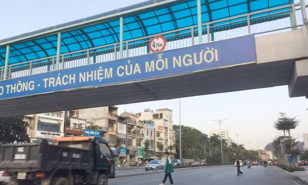 Đừng chủ quan khi đi bộ