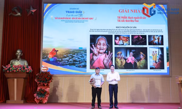 Trao giải Cuộc thi ảnh nghệ thuật “Đất và người Đầm Hà - Bản sắc hòa cùng khát vọng”