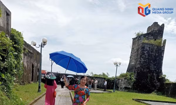 Di tích Đồn Đen ở Đầm Hà