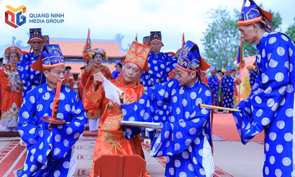 Tưởng niệm 593 năm Ngày mất của Đức vua Lê Thái Tổ