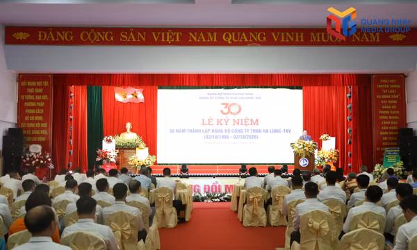 Kỷ niệm 30 năm ngày thành lập Đảng bộ Công ty Than Hạ Long