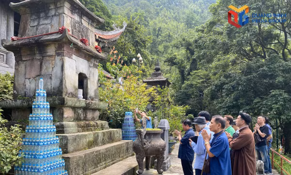 Chương trình trải nghiệm văn hóa và sáng tác VHNT "Ngọa Vân- Miền cảm hứng"