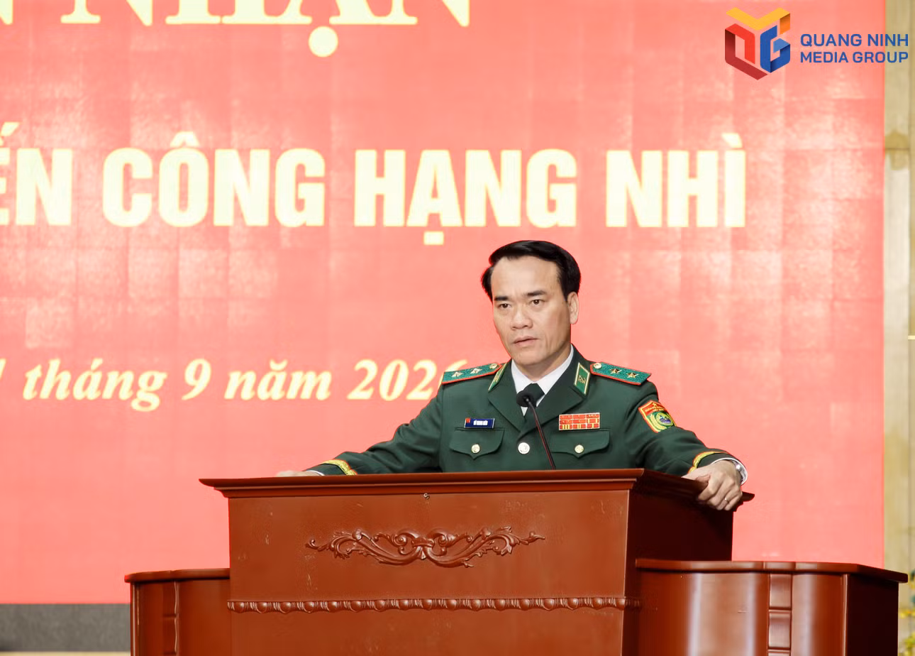 bqn_tr_119-huan-chuong-trung-tuong-pb.jpg