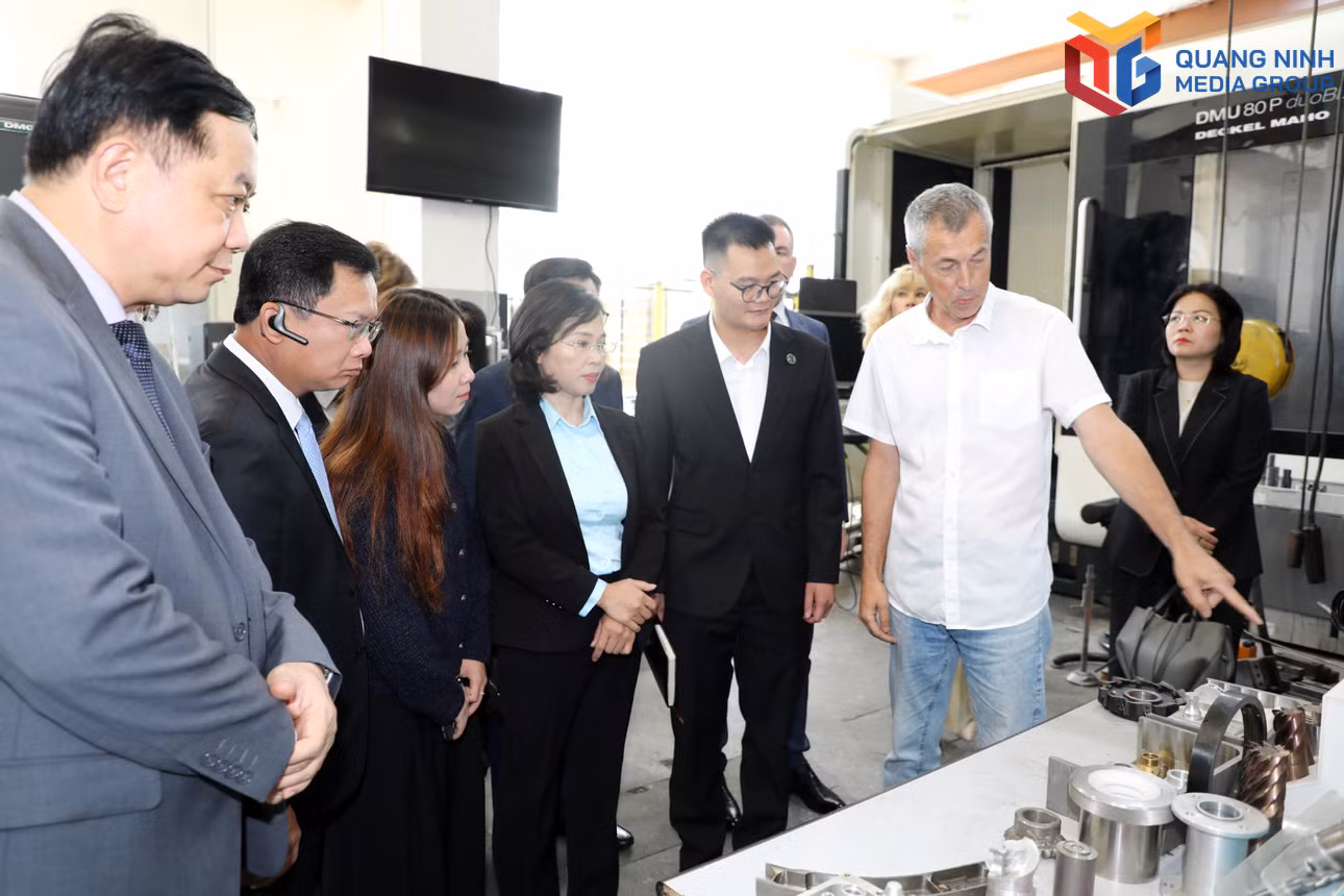 bqn_tr_29-tham-truong-ik.jpg
