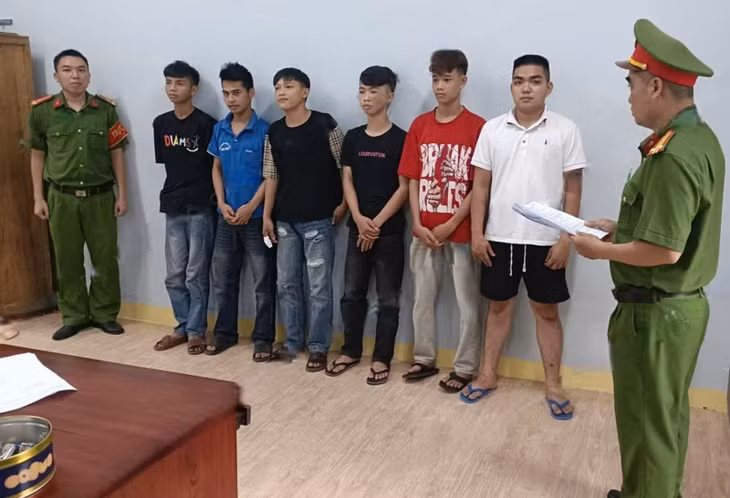 Đà Nẵng bắt 6 thanh thiếu niên gây rối, chém người giữa đêm. Ảnh: CACC