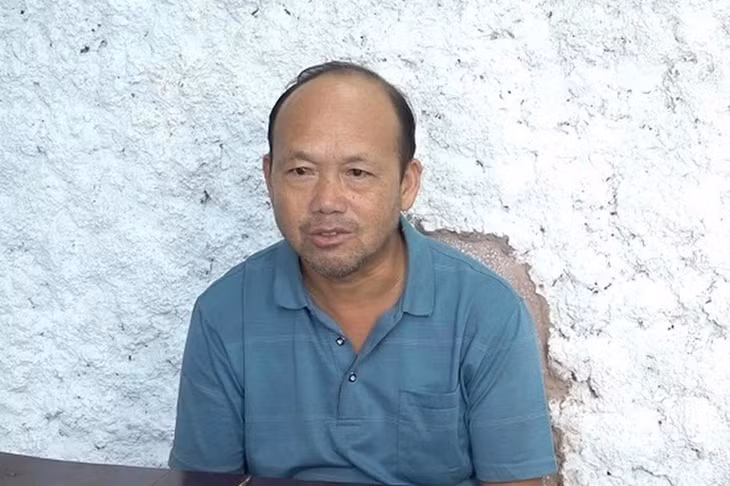 Đối tượng Mùa Dua Thái - nguyên Chủ tịch UBND xã Na Ngoi, huyện Kỳ Sơn, Nghệ An- bị bắt cùng tang vật 100 viên ma túy tổng hợp. Ảnh: Thúy Hưng